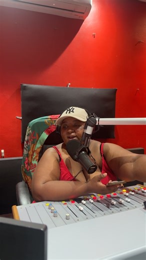 It’s time for our weekly giveaway from Le Afrika as Lerato Modiega asks you some simple questions. Enter and stand a chance to win! 😍📌😃🇧🇼 | Yarona FM