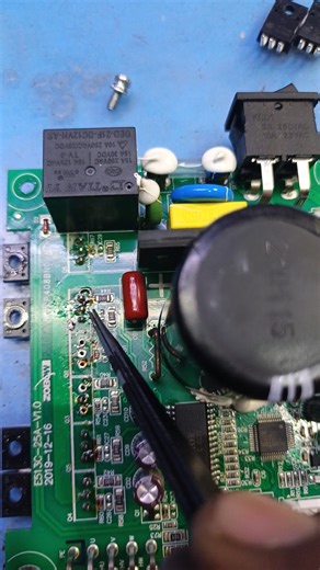 Jack overlock machine power problem solution #viral #electrical #industrialelectrician #shorts