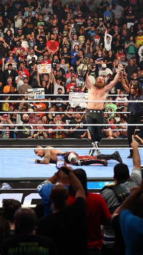 WWE Australia on Instagram: "When the US Champ is in the ring, it’s must-see TV. 📺🔥 #SmackDown"