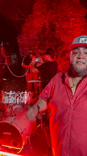 Tarde pero seguro 🤣🎶🐾 aqui les presentamos la bateria nueva de Perrones!! | Perrones