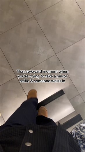Awkward Mirror Selfie Fails