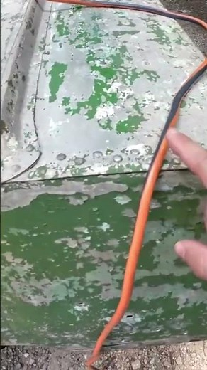 Best way to remove old paint from a Jon boat? Bower surface conditioning tool vs angle grinder!