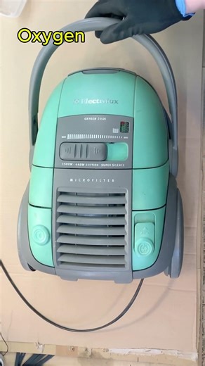 Where did the noise go? #electrolux #comparison #noise #vacuum