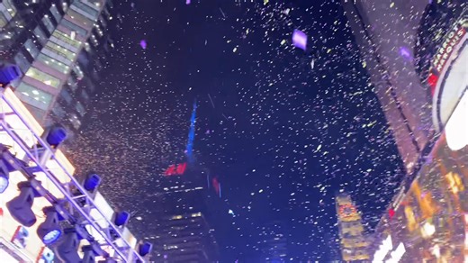 We love a confetti moment 🎉 especially when it's @planetfitness purple & yellow confetti! Only 2 hours left til 2026! | Times Square, New York City