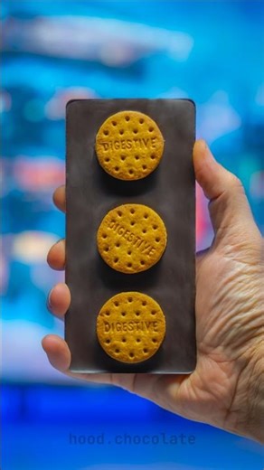 Dark Bean-to-Bar Chocolate + Crunchy Digestive Biscuits 😍🍫 | ASMR 4K