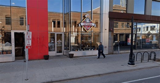 The New Uptown Cafe closes in Minneapolis