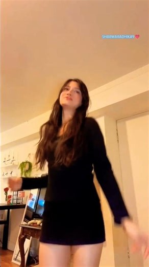 Aaj sare Chand Tare ban Gaye Hai disco light ☄️ #trending