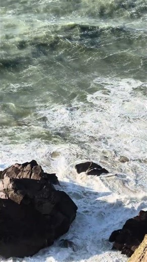 Strong Atlantic waves 🌊 Ocean