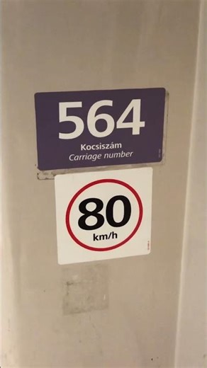 M4-es metró, a Keleti pályaudvaron.