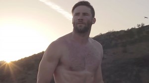 Julian Edelman Does a Shirtless Workout with Jimmy Garoppolo