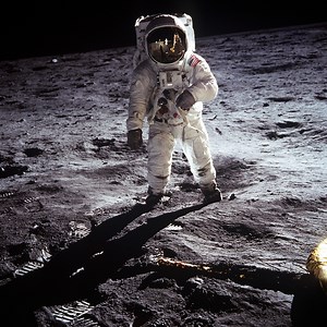 Putting a square peg in a round hole: Lessons from Apollo 13 on team problem-solving - Mod Op Strategic Consulting