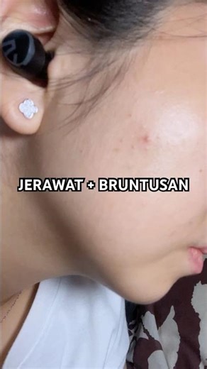 Kunci utama yg bisa bikin kulit jdi glowing itu di cleansernya