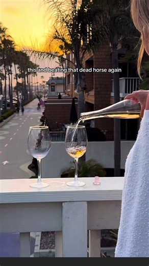 girl talk debrief (again) #ashruder #inthecards @Ash Ruder #beatingthedeadhorse #yappingsession #yap