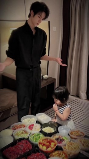 Cậu Cháu Cute Nhất Quả Quả - Dư Thừa Ân & Vương Tử Tuyền