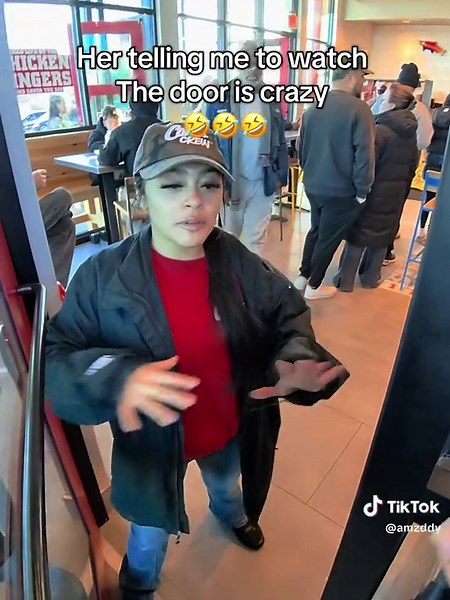 Raising Cane’s Experience in Edison, NJ – Avoid the Drive-Thru