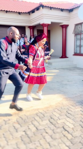 sekhukhune wedding celebration limpopo wedding manyalo south african weddings pedi weddings pedi tradition weddings tswana traditional weddings limpopo wedding dance moves south african traditional wedding@burgersfortevents @Aphitation