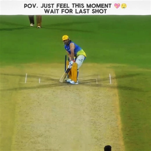 POV: Wait For MS Dhoni's Final Masterclass Shot! 💥🐐