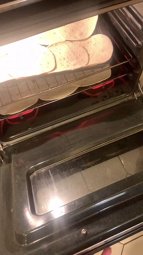 Cómo mantener tortillas calientes para un evento