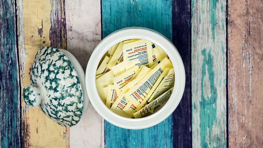 The Difference Between Splenda, Sweet and Low, Equal, and Stevia