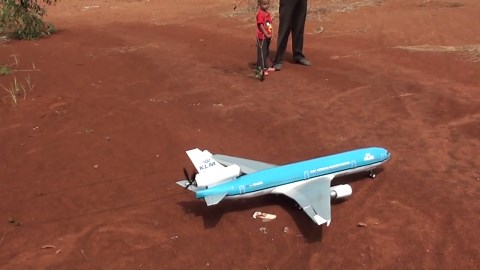 MD-11 RC Plane Maiden Flight… and Crash!