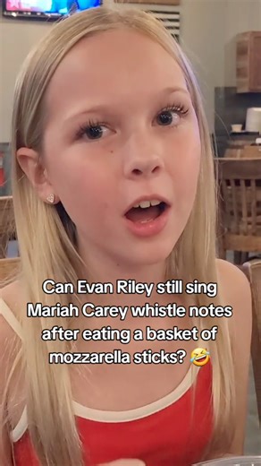 How many singers could hit a C7 whistle note, SITTING, after eating a basket of mozzarella sticks⁉️🤣 Well, my baby Evan Riley SHUT IT DOWN after our voice lesson in NYC at our favorite Italian restaurant as the restaurant was closing‼️ Music is for sharing and cute moments like this are so precious! WHAT'S THE HIGHEST NOTE you can sing, singers? 💥🤩 Improve your RANGE and SINGING today at cherylportermethod.com‼️I can't wait to be your vocal coach! ❤️ | Cheryl Porter Vocal Coach
