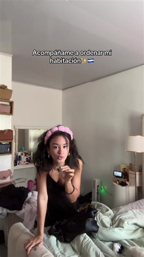 Acompáñame a ordenar mi habitación✨🇭🇳me tocó organizar mi cuarto porque tenía como 3 maletas de los últimos viajes😭me pidieron más cleantok así que aquí se los dejo, pero versión solo ordenando con música #organization #limpieza #habitacion #fyp #honduras🇭🇳
