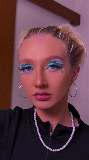 Euphoria-Inspired Makeup Tutorial: Blue Maddy Look
