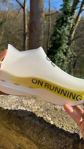 Honest thoughts? The On Cloudboom Strike Light Spray lands April 10th, both online and in selected On Stores 👀At just 170g, it’s their lightest racing shoe yet. Built for pure speed and max propulsion. What’s wild? The upper is formed in a single three-minute step. No glues, no seams, and reportedly slashing CO₂ emissions by 75%*. 🎥Video credit @thedentalathlete | Captain Creps - Sneaker Deals UK