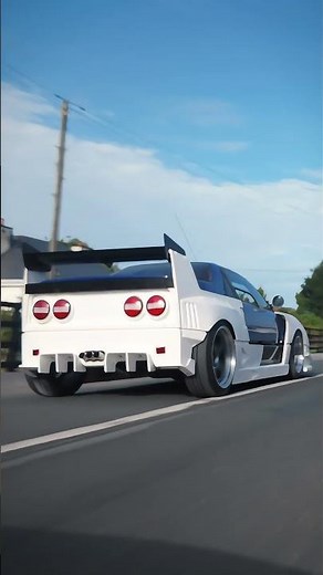 Mini Ferrari F40 hits the road 😎