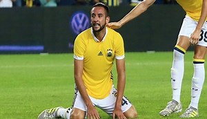 FB Transfer: Fenerbahçe'de Mauricio Isla'ya gelen transfer teklifleri