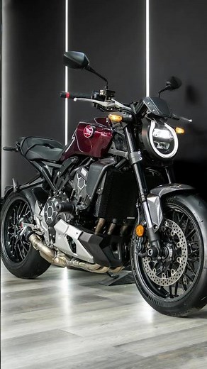 2023 Honda CB1000R Review | Specs, Features & Ride Experience