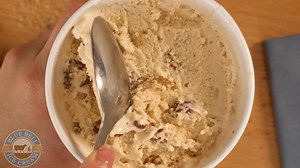 Blue Bell Introduces New Classic Pecan Pie Ice Cream BRENHAM, Texas – Texans can now enjoy a taste of the state pie in a new way. Blue Bell Creameries announced today the launch of its newest limited-time flavor, Classic Pecan Pie Ice Cream, now available in stores across the region. The dessert combines brown sugar ice cream with roasted pecans, flaky pie crust pieces, and a swirl of pecan pie filling. “Our new flavor combines your favorite ice cream with everything you enjoy in a pecan pie,” s