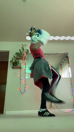 7️⃣7️⃣7️⃣, LET’S GOOOO 🎉🍾 #silksonic #brunomars #andersonpaak #furry #fursuit #dance #dancer #fyp