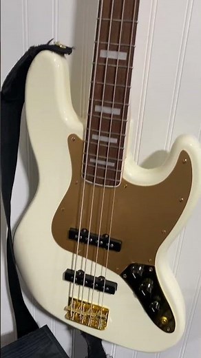 Squier 40th anniversary j bass #Squier40thAnniversary #JazzBass #SquierBass #BassPlayers