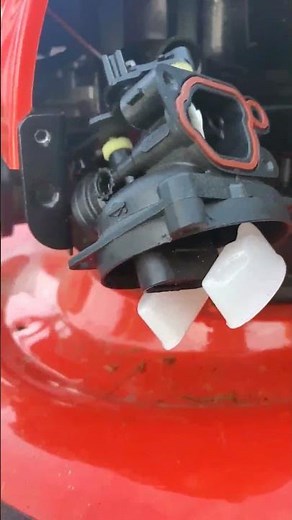 mower wouldn't start. ‪@craftsman‬ #M320 #lawn #mower #fix #diy #gas #carb #lawncare