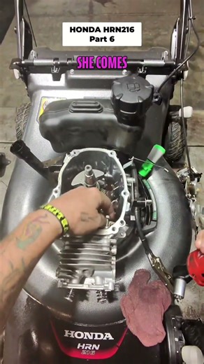 Honda HRN216 Cylinder Replacement | Full Engine Tear-Down & Lawn Mower Repair Part 6