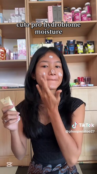 Daily Makeup Look Tutorial with Soft Makeup Techniques