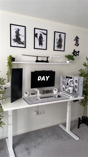 Di on Instagram: "#gamingroom#deskgoals#pcsetup#desksetup#desk#deskde cor#gamingpc#pc#setupgamer#setup#setupwars#setupinsp iration#dreamsetup#pcmasterracesetup#pcgaming#pcmaste rrace#pcbuild#custompc#gaming#lianli#mechanical#keyboa rd"