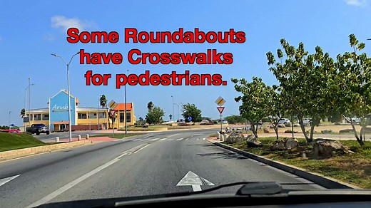 🚗 𝗥𝗼𝘂𝗻𝗱𝗮𝗯𝗼𝘂𝘁 𝗗𝗿𝗶𝘃𝗶𝗻𝗴 𝗚𝘂𝗶𝗱𝗲 – 𝗣𝗮𝗿𝘁 𝟭: 𝗦𝘁𝗮𝗿𝘁𝗶𝗻𝗴 𝗳𝗿𝗼𝗺 𝘁𝗵𝗲 𝗔𝗶𝗿𝗽𝗼𝗿𝘁 𝘁𝗼 𝘁𝗵𝗲 𝗣𝗮𝗹𝗺 𝗕𝗲𝗮𝗰𝗵 & 𝗘𝗮𝗴𝗹𝗲 𝗕𝗲𝗮𝗰𝗵! 🇦🇼 Just landed in Aruba and hitting the road? In this video, we take you on a drive from Queen Beatrix International Airport towards Palm Beach & Eagle Beach using the "highway", explaining how to navigate Aruba’s roundabouts like a pro! 🔄🚘 Here’s what you need to know: ✅ Yield to traffic already in the roundabout – If anoth