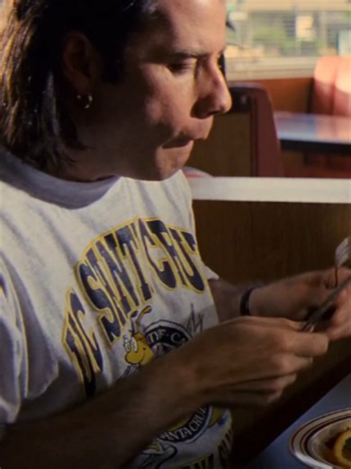 🍿PULP FICTION (1994) 🔫🔥 Two hitmen. A mysterious briefcase. One wild night in Los Angeles. 💼💥 ⭐ Starring: John Travolta, Samuel L. Jackson, Uma Thurman & Bruce Willis #PulpFiction #QuentinTarantino #SamuelLJackson #JohnTravolta #UmaThurman #ClassicMovies #90sMovies #MovieReels #Film #viralreel #reels #explorepage Follow @yourdailymoviefix for such movies and TV series content 🎬