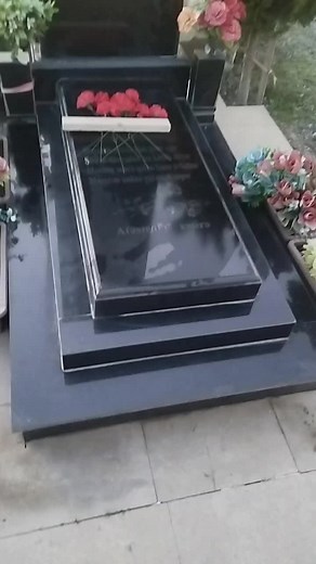 Qoca Abişov (@qoca.abiov)’s videos with orijinal ses - Sahil_Tenha_Resmi