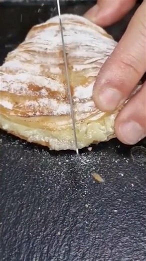 Sfogliatelle Napoletane #foodie #foodblogger #foodporn