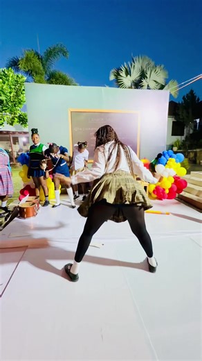 Uno la Zaiylissa na Judith: Dance and Origins