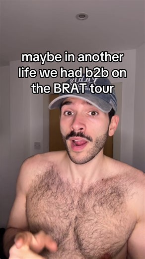 Experiencing Live Hyperpop with Charli XCX