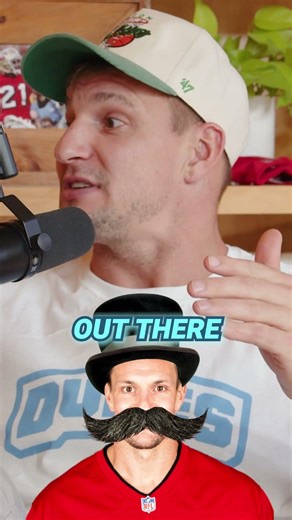 Ok who Venmo'd Gronk 😂