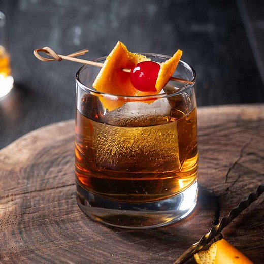 How to Smoke Ice For Your Favorite Cocktail