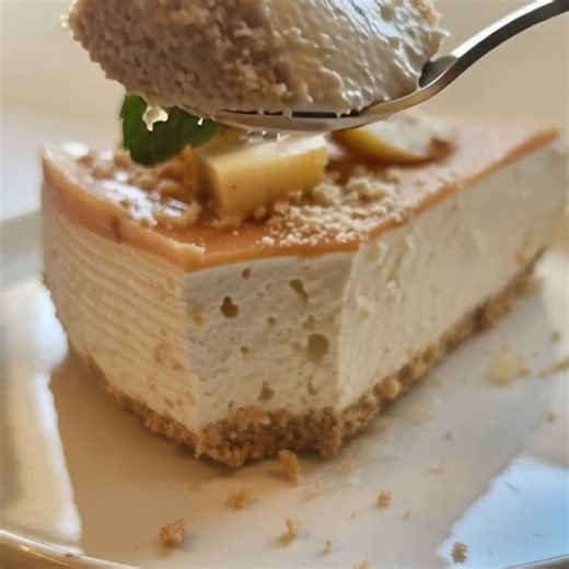 Creamy Homemade Guava Pie 🍰🍈🌿 Tropical, tangy, and irresistibly creamy, this guava pie is layered with smooth filling, a buttery crust, and a sweet guava glaze on top! 💖 | Anderson’s Kitchen