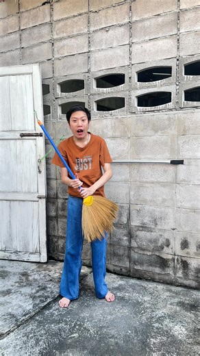 ตีกระป๋องกับพี่มุ้ย: ความสนุกที่ไม่เหมือนใคร