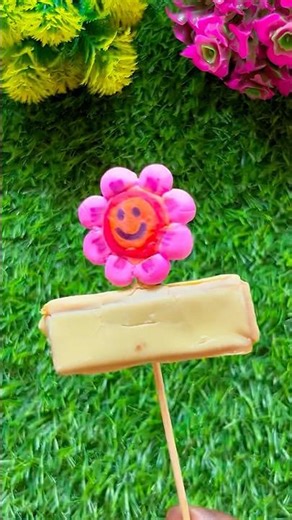 milky bar chocolate and lollipop #shorts #youtubeshorts