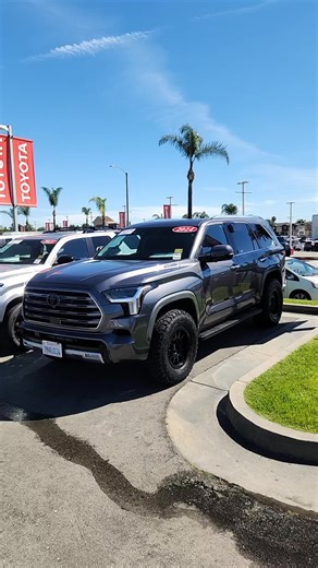 Exploring the 2024 Toyota Sequoia Limited for 8 Passengers